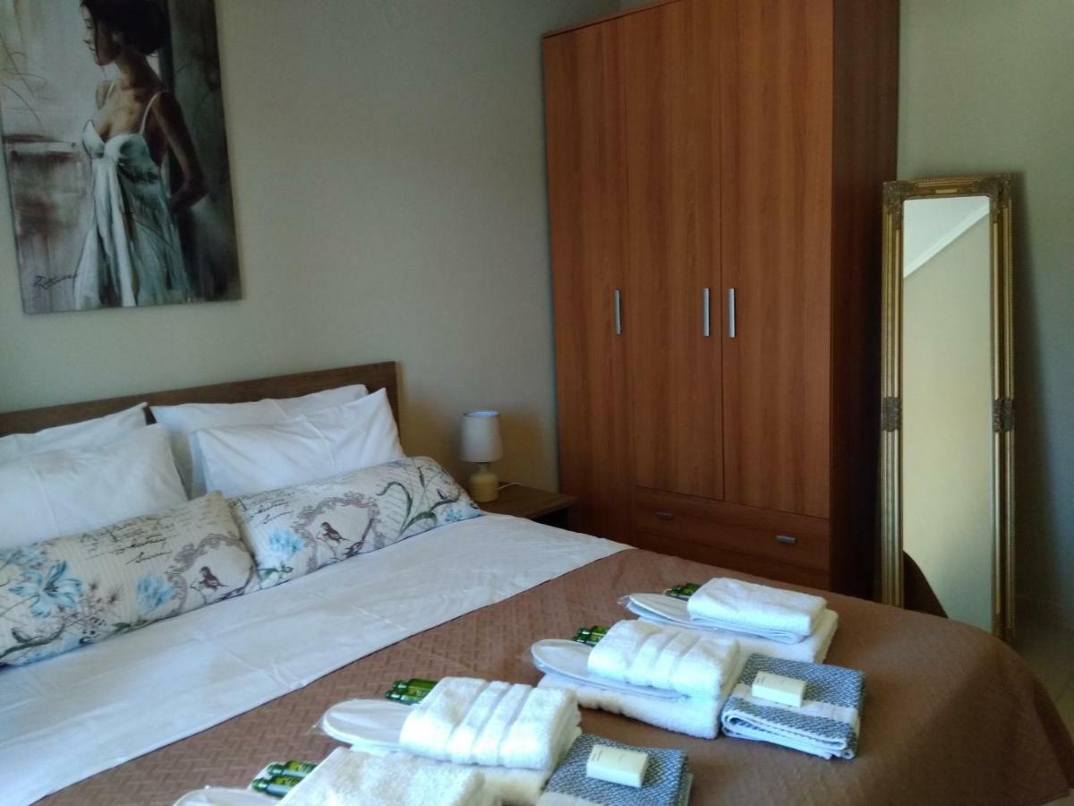 Iris Deluxe Suites 1 Kavála Kültér fotó