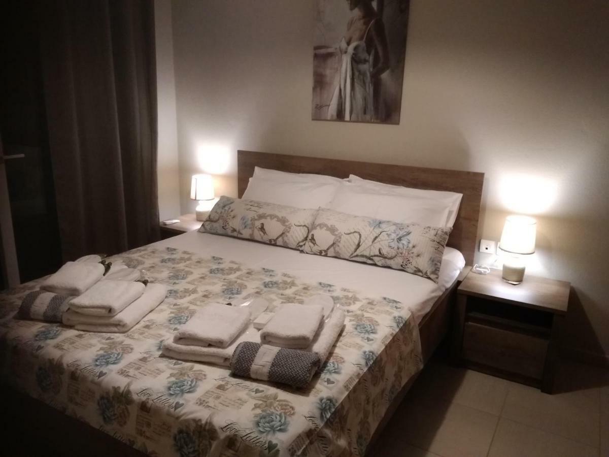 Iris Deluxe Suites 1 Kavála Kültér fotó